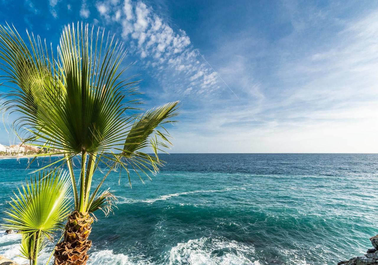 Hostal Tropical Almunecar Exterior photo