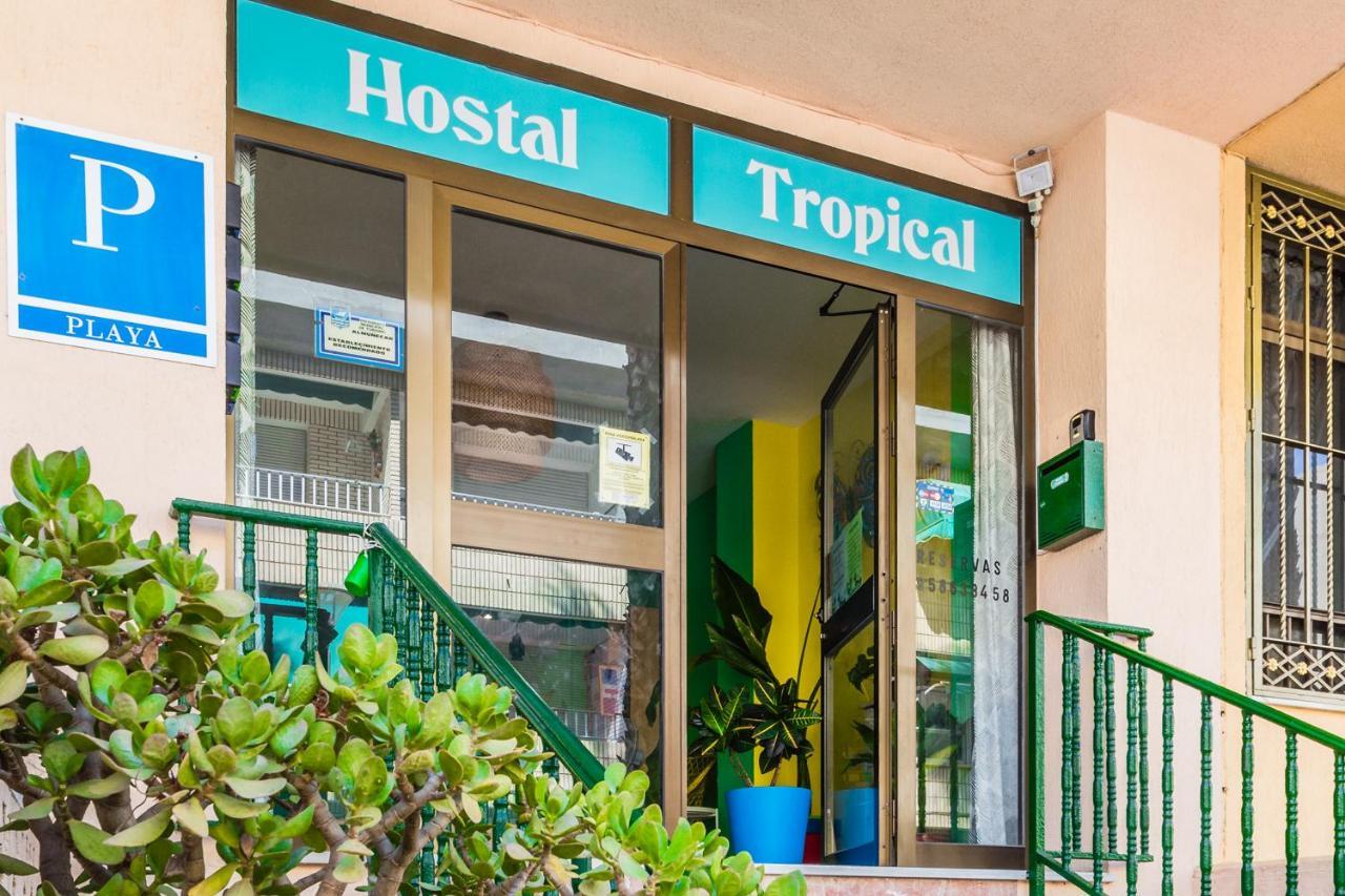 Hostal Tropical Almunecar Exterior photo