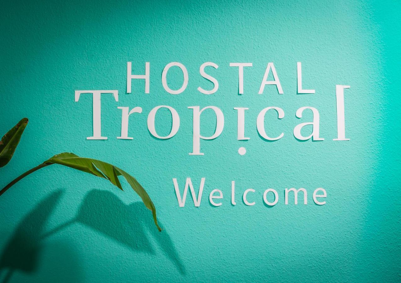 Hostal Tropical Almunecar Exterior photo